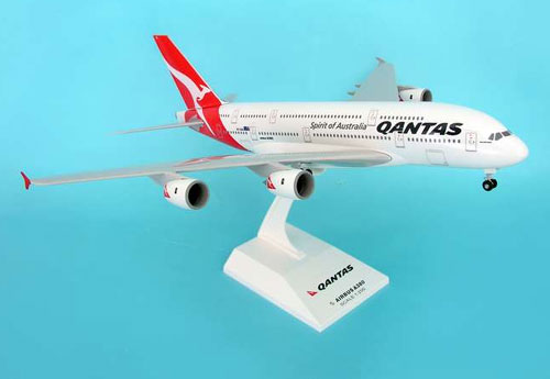 Airplane Models: Qantas - Airbus A380-800 - 1/200 - Premium model