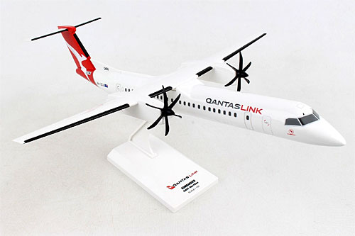 Airplane Models: QantasLink - Bombardier Dash8 Q400 - 1/100 - Premiumodel