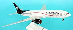 Airplane Models: AeroMexico - Boeing 777-200ER - 1/200 - Premium model