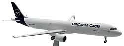Airplane Models: Lufthansa Cargo - Airbus A321-200F - 1/200 - Premium model