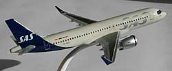 Airplane Models: SAS - Airbus A320neo - 1/200