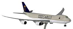 Airplane Models: Saudia Cargo - Boeing 747-8F - 1/200 - Premium model