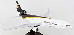 Airplane Models: UPS - MD11 - 1/200 - Premium model