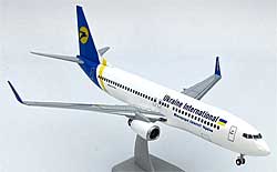 Airplane Models: Ukraine - Boeing 737-800 - 1/200 - Premium model