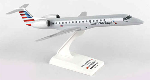 Airplane Models: American Eagle - ERJ-145 - 1/100 - Premium model