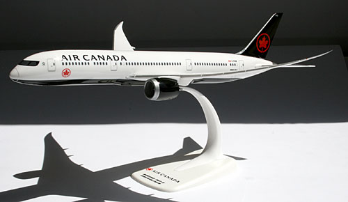 Airplane Models: Air Canada - Boeing 787-9 - 1/200