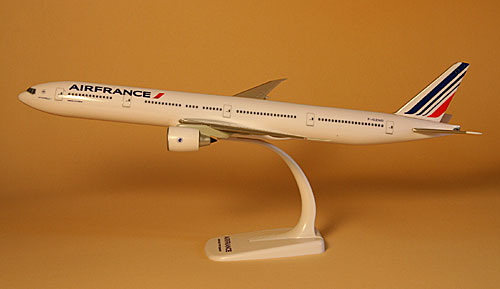 Airplane Models: Air France - Boeing 777-300ER - 1/200