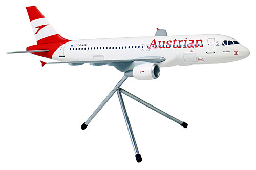 Airplane Models: Austrian Airlines - Airbus A320-200 - 1/100 - Premium model