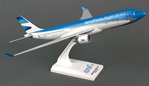 Airplane Models: Aerolineas Argentinas - Airbus A330-200 - 1/200 - Premium model
