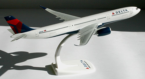 Airplane Models: Delta Air Lines - Airbus A330-900neo - 1/200
