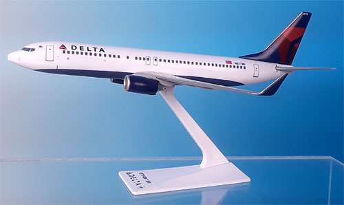 Airplane Models: Delta Air Lines - Boeing 737-800 - 1/200