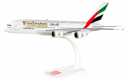 Emirates A380 Real Madrid Herpa Plastic Model Aircraft 1/250 Scale HE612142