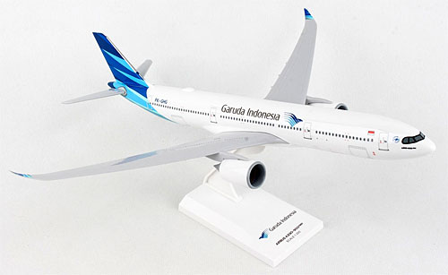 Airplane Models: Garuda Indonesia - Airbus A330-900neo - 1/200 - Premium model