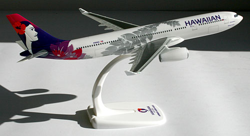 Airplane Models: Hawaiian Airlines - Airbus A330-200 - 1/200