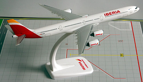 Airplane Models: Iberia - Airbus A340-600 - 1/250