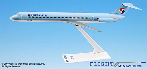 Airplane Models: Korean Air - MD82 - 1/200
