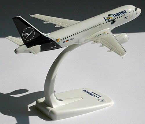 Airplane Models: Lufthansa - Airbus A319-100 - Lu und Cosmo - 1/200