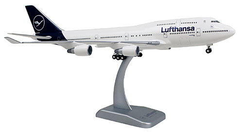 Airplane Models: Lufthansa - Boeing 747-400 - 1/200 - Premium model