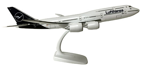 Airplane Models: Lufthansa - Boeing 747-8 - 1/200