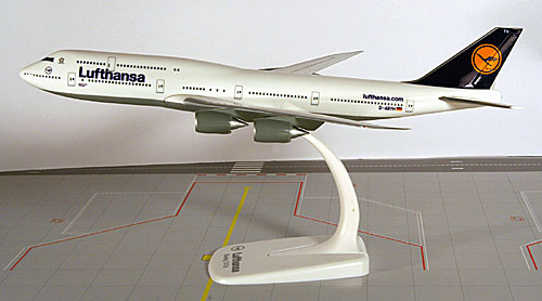 Airplane Models: Lufthansa - Boeing 747-8 - 1/250 - Thüringen