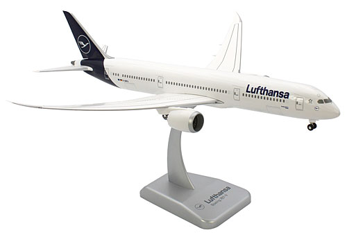 Airplane Models: Lufthansa - Boeing 787-9 - 1/200 - Premium model - Berlin