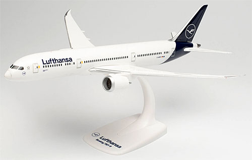 Airplane Models: Lufthansa - Boeing 787-9 - 1/200 - Berlin