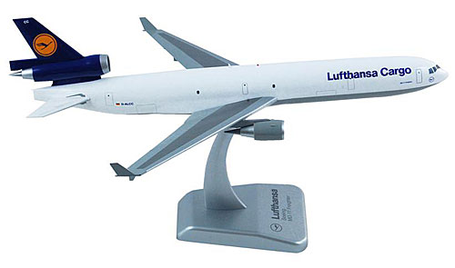 Airplane Models: Lufthansa Cargo - MD11F - 1/200 - Premium model