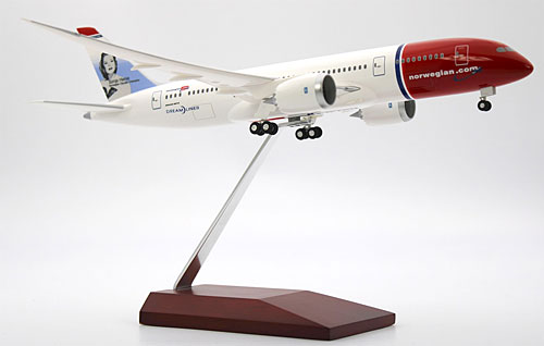 Airplane Models: Norwegian Air Shuttle - Sonja Henie - Boeing 787-8 - 1/200 - Premium model