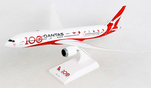 Airplane Models: Qantas - 100th Anniversary - Boeing 787-9 - 1/200 - Premium model