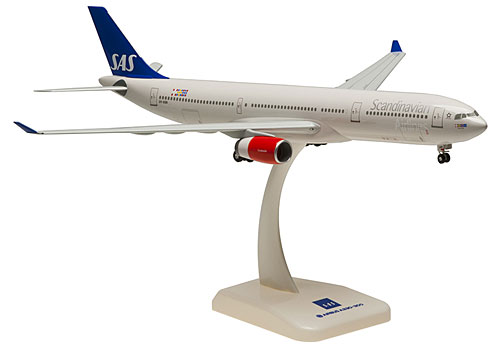 Airplane Models: SAS - Airbus A330-300 - 1/200 - Premium model