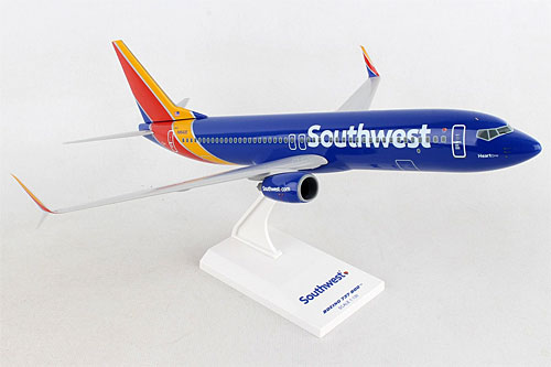 Airplane Models: Southwest Airlines - Boeing 737-800 - 1/130 - Premium model