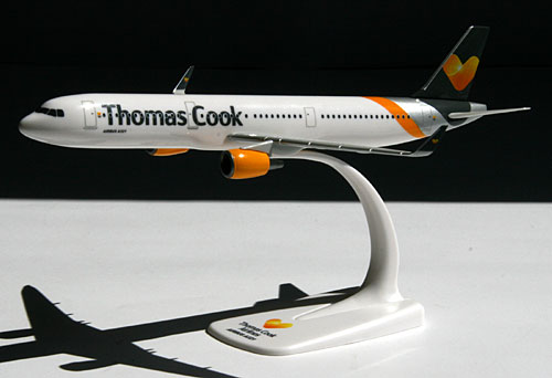 Airplane Models: Thomas Cook - Airbus A321-200 - 1/200
