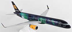 Airplane Models: Icelandair - Hekla Aurora - Boeing 757-200 - 1/150 Airplane Models: Icelandair - Hekla Aurora - Boeing 757-200 - 1/150