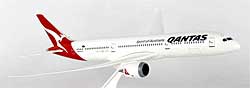 Airplane Models: Qantas - Boeing 787-9 - 1/200 - Premium model