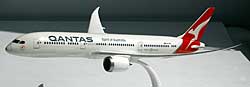 Airplane Models: Qantas - Boeing 787-9 - 1/200