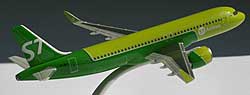 Airplane Models: S7 Airlines - Airbus A320neo - 1/200