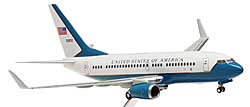 Airplane Models: Air Force - Boeing 737-700 - 1/200 - Premium model